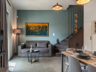 Μοντέρνα μεζονέτα προς πώληση στα Χανιά.