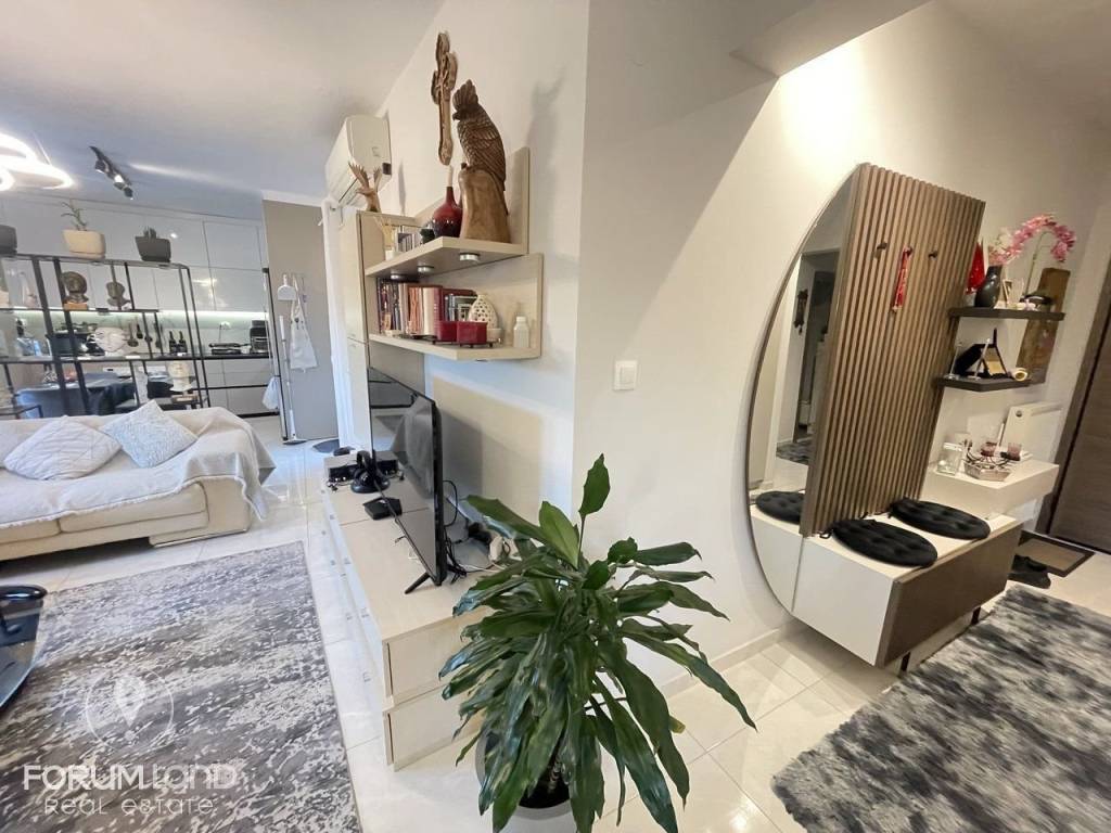 Forumland Real Estate, Σαλοκουζίνα