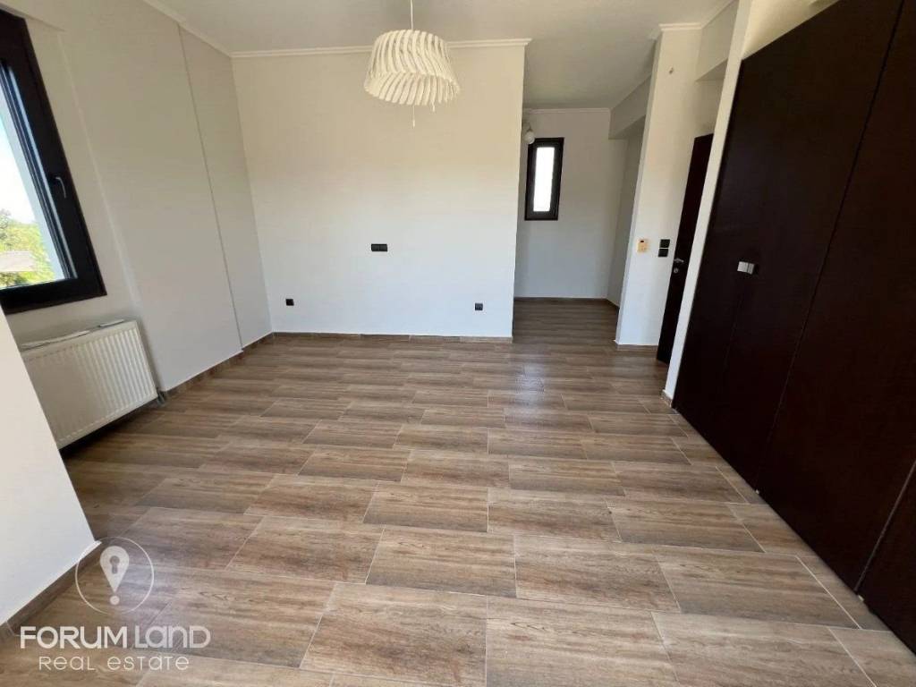 Forumland Real Estate, Ntoylapes