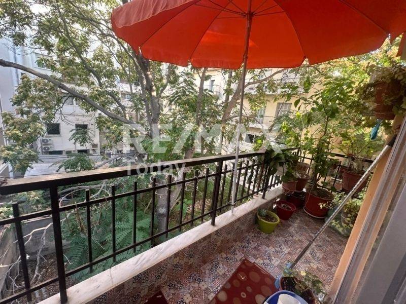 Θέα από μπαλκόνι