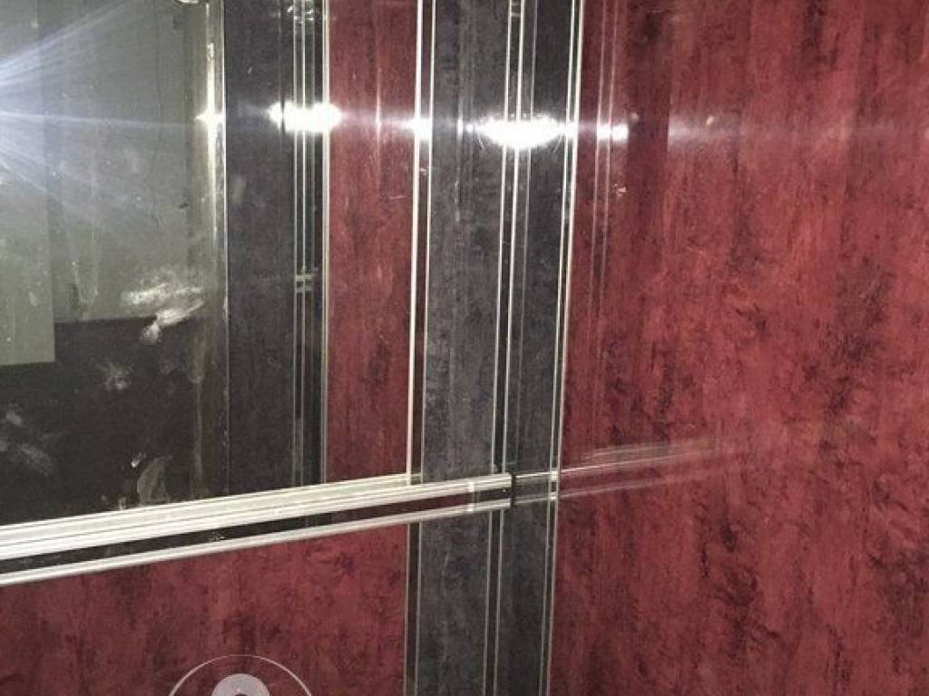 Forumland Real Estate, Ανελκυστήρας