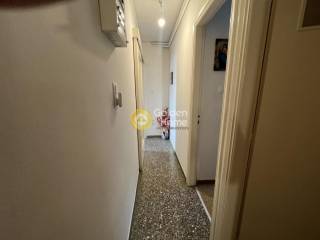 Χολ - Διάδρομος