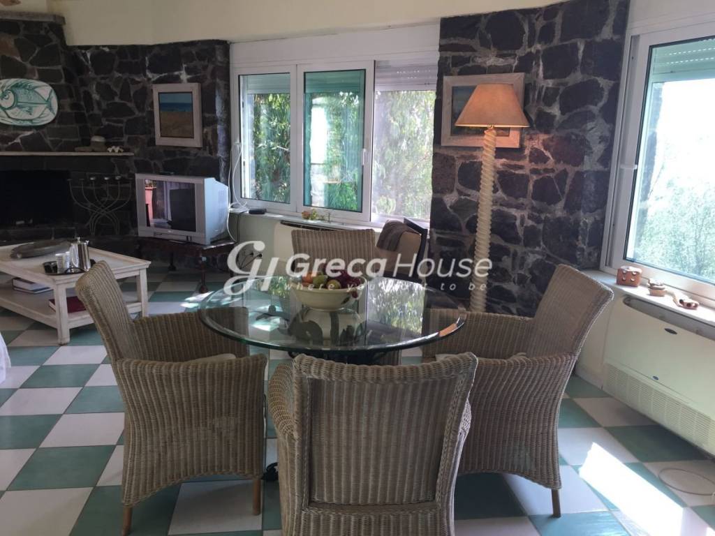 Παραθαλάσσιο συγκρότημα κατοικιών Εύβοια