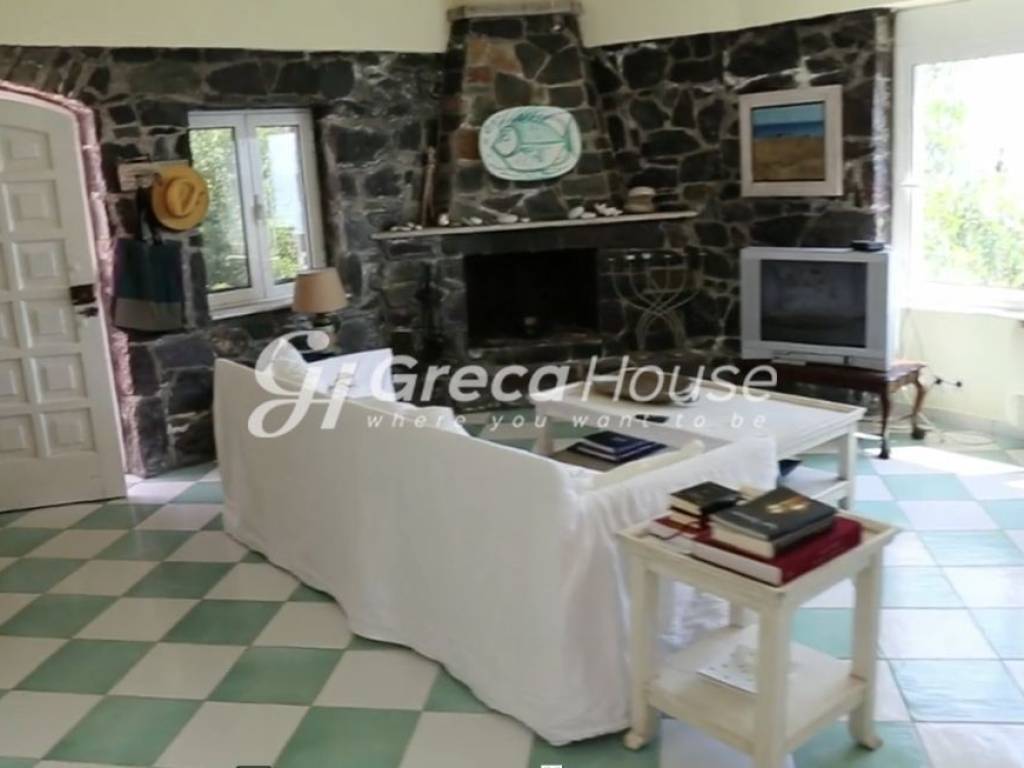 Παραθαλάσσιο συγκρότημα κατοικιών Εύβοια