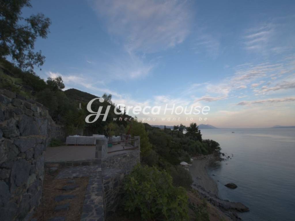 Παραθαλάσσιο συγκρότημα κατοικιών Εύβοια