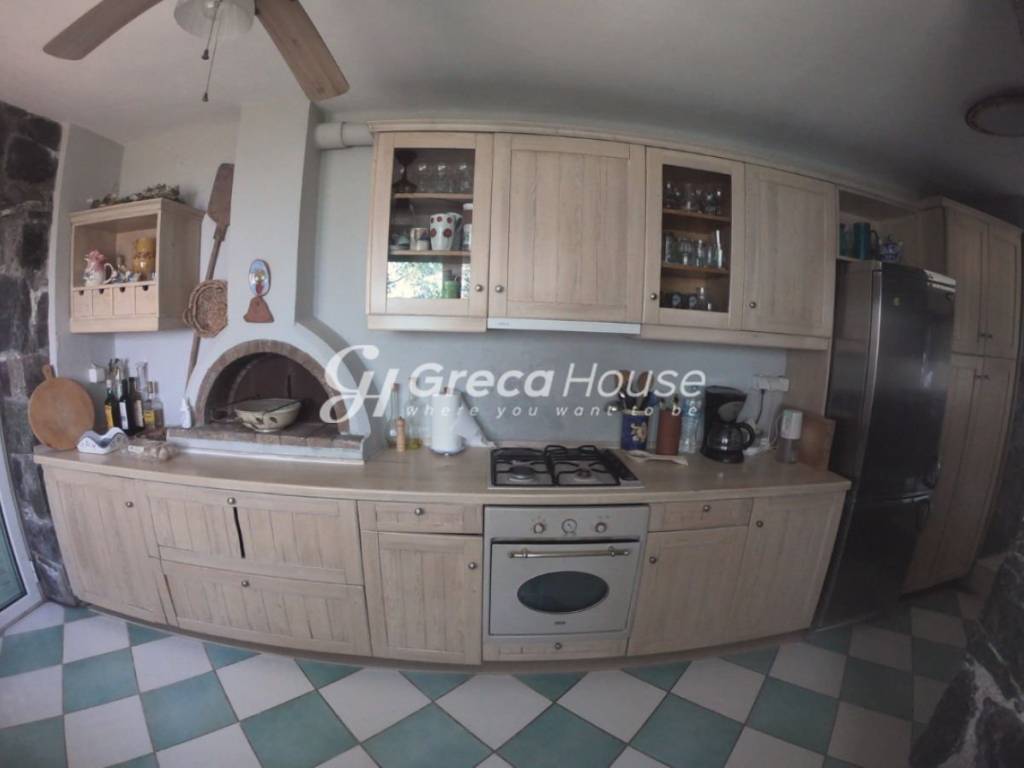 Παραθαλάσσιο συγκρότημα κατοικιών Εύβοια