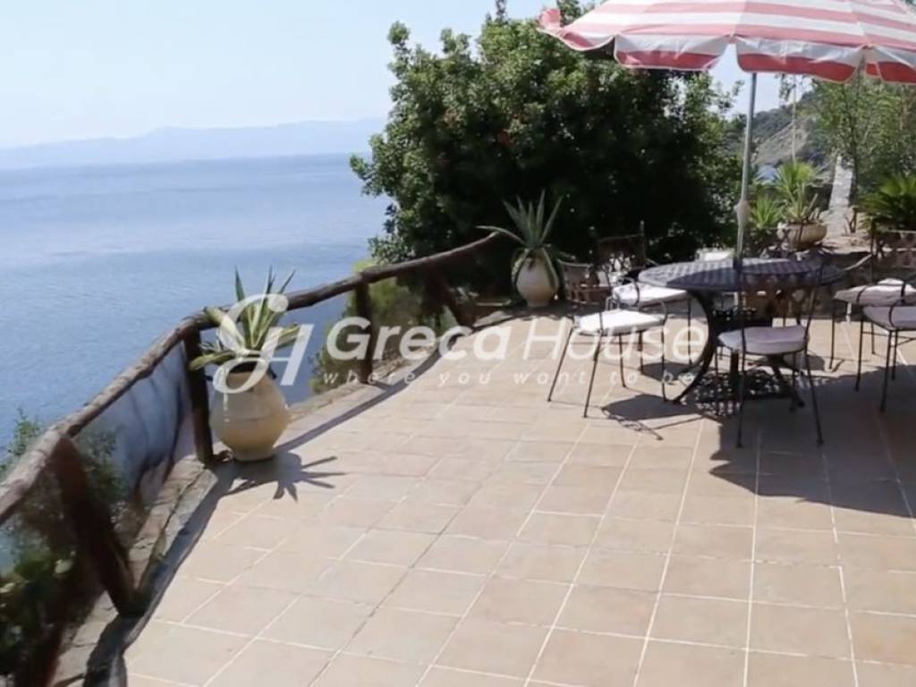 Παραθαλάσσιο συγκρότημα κατοικιών Εύβοια