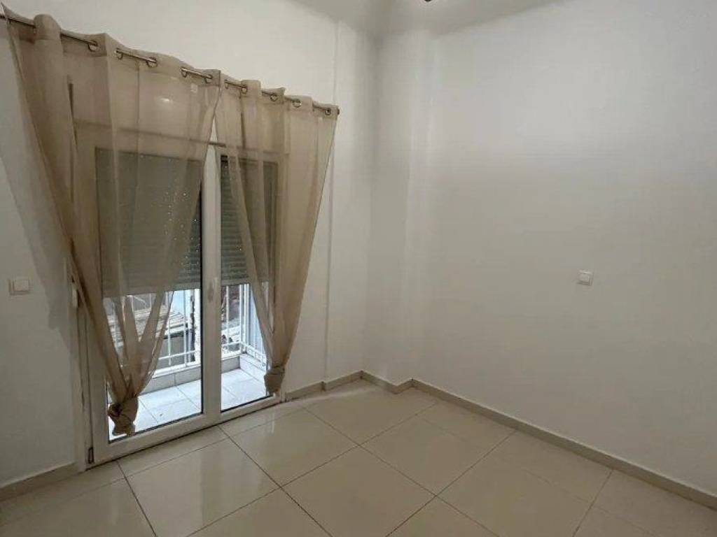 Forumland Real Estate, Καθιστικό