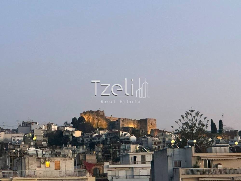 Θέα απο μπαλκόνι