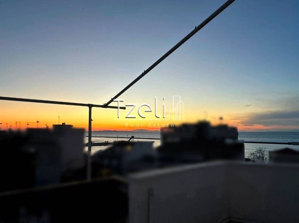 Θέα απο μπαλκόνι