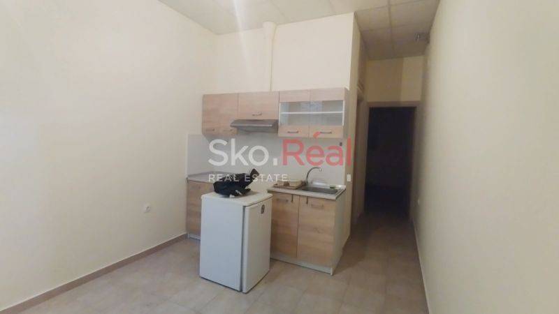 Σαλοκουζίνα