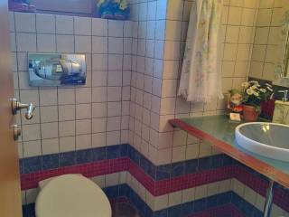 ένα από τα λουτρά