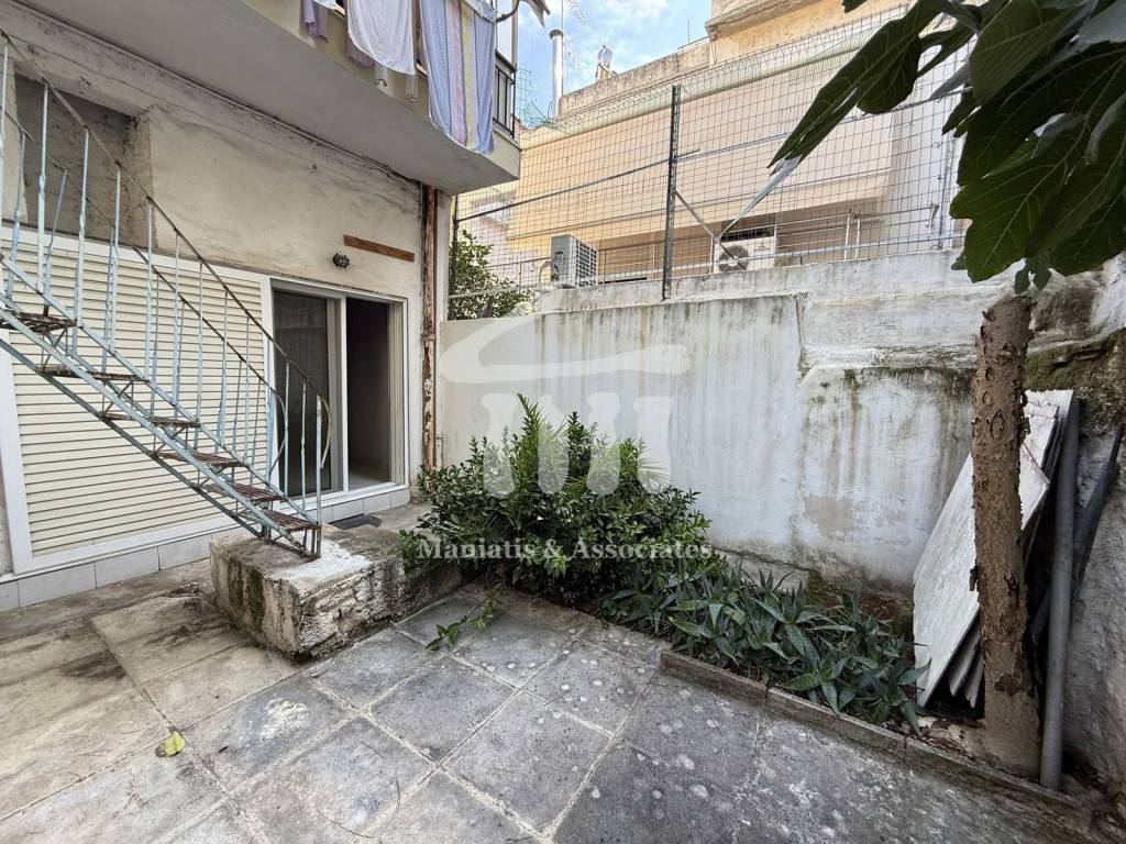 Εξωτερικοι χώροι