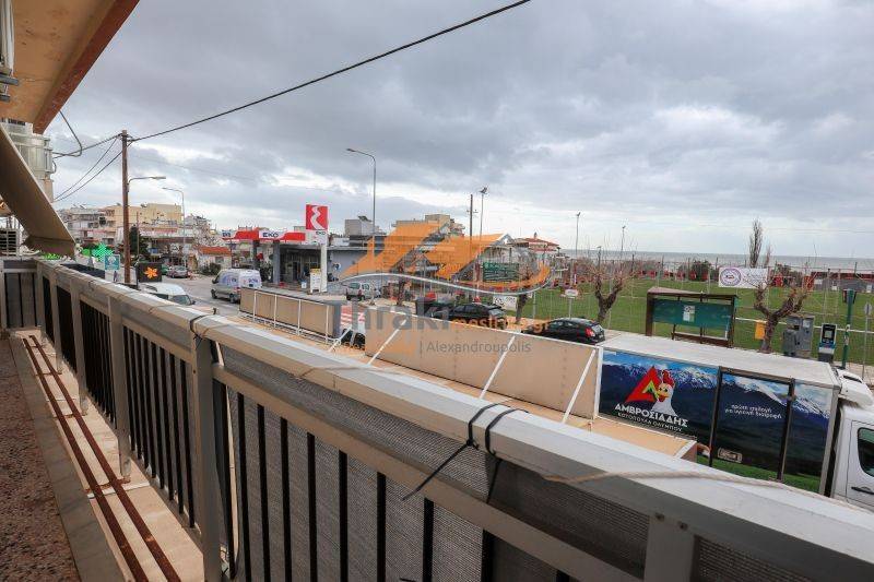 Θέα από μπαλκόνι