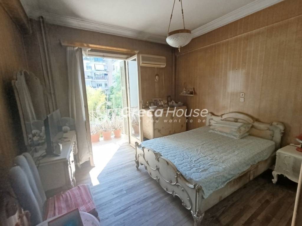 διαμέρισμα προς πώληση στην Πλατεία Αμερικής