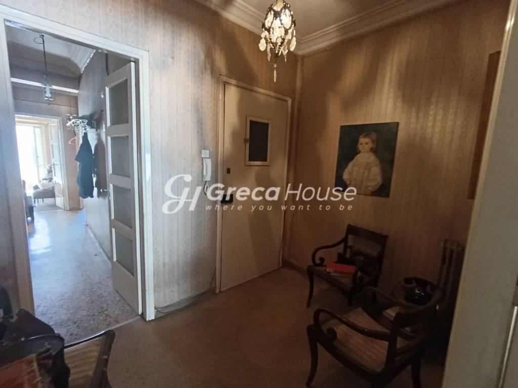 διαμέρισμα προς πώληση στην Πλατεία Αμερικής