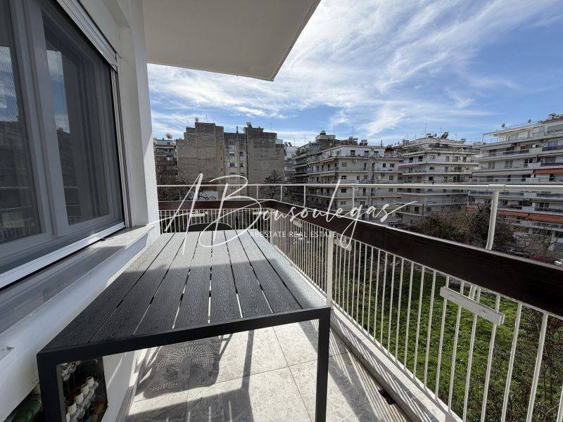 Θέα από μπαλκόνι