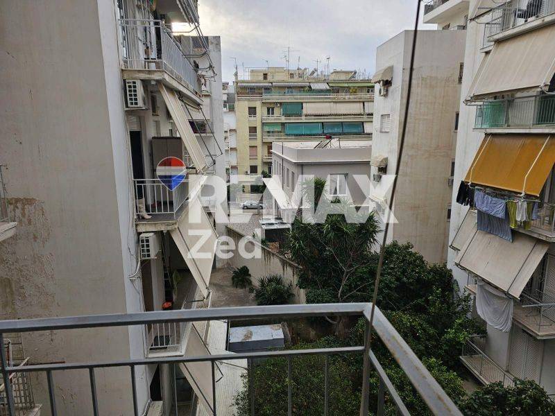 Θέα από μπαλκόνι