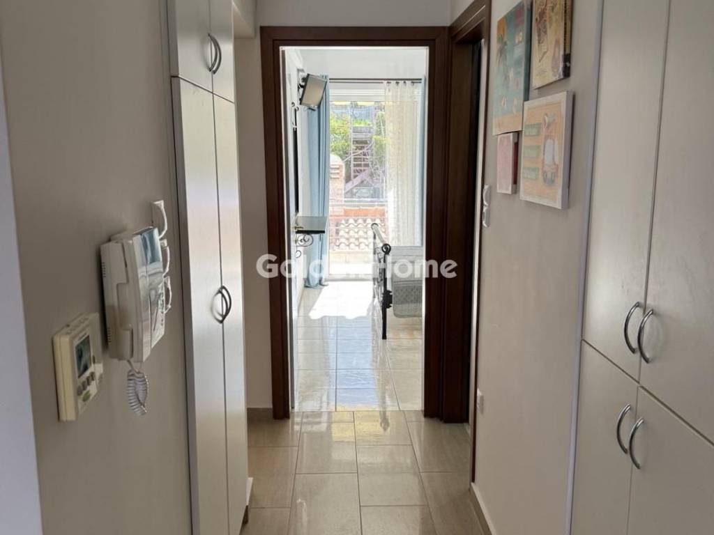 Χολ - Διάδρομος