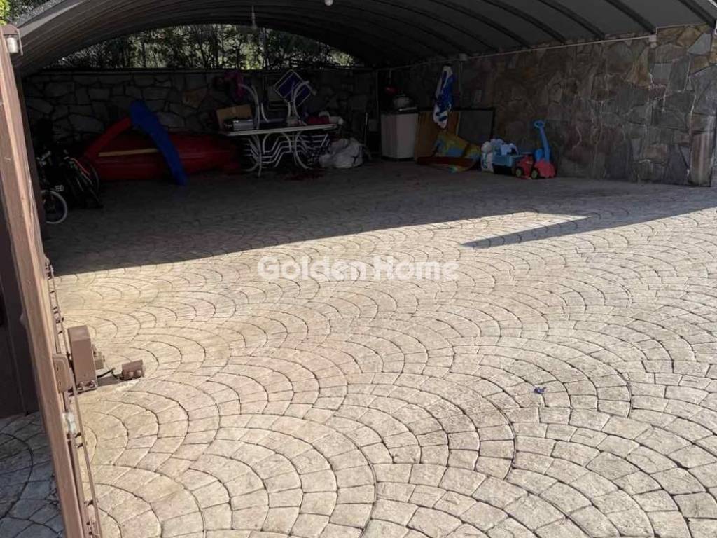 Θέση Στάθμευσης