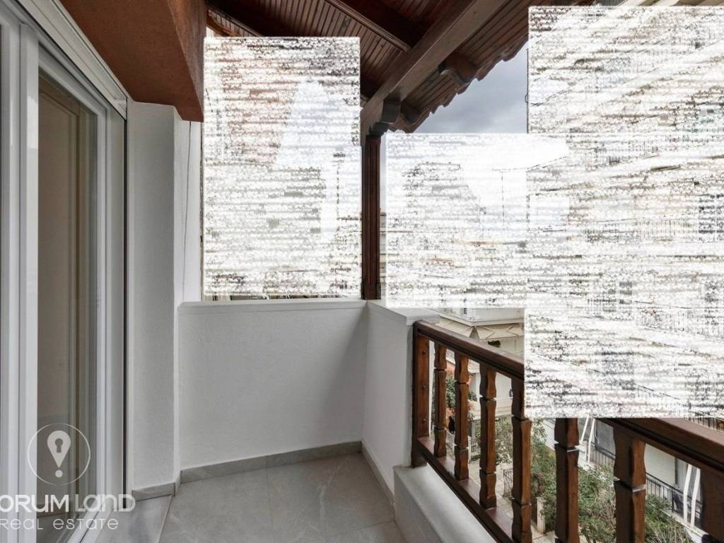 Forumland Real Estate, Βεράντες