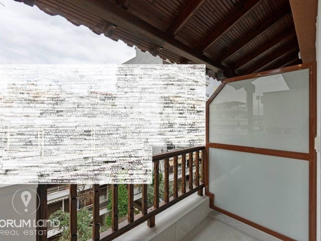 Forumland Real Estate, Βεράντες