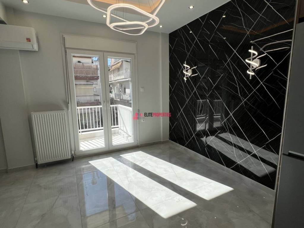 ΣΑΛΟΚΟΥΖΙΝΑ