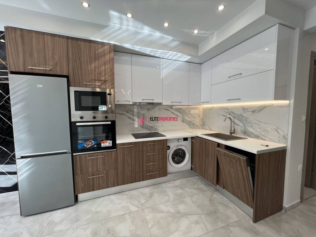 ΣΑΛΟΚΟΥΖΙΝΑ