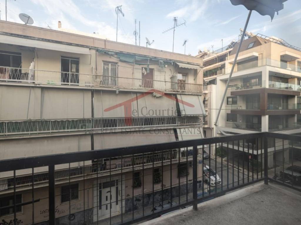 Θέα από μπαλκόνι