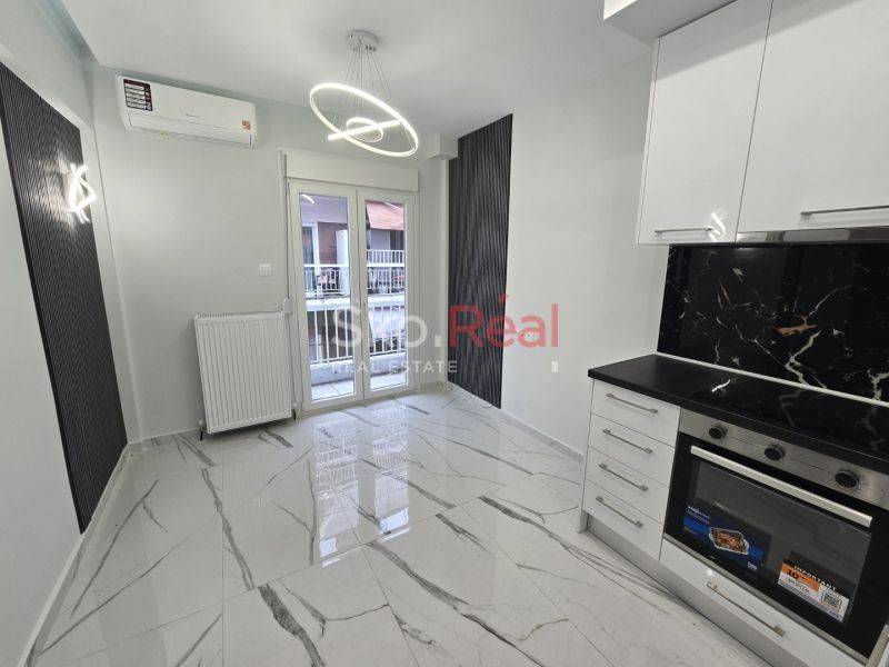 Σαλοκουζίνα