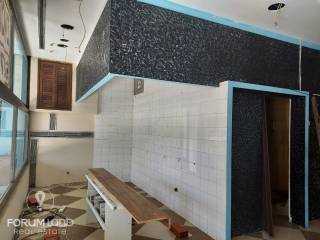 Forumland Real Estate, Ισόγειο κατάστημα