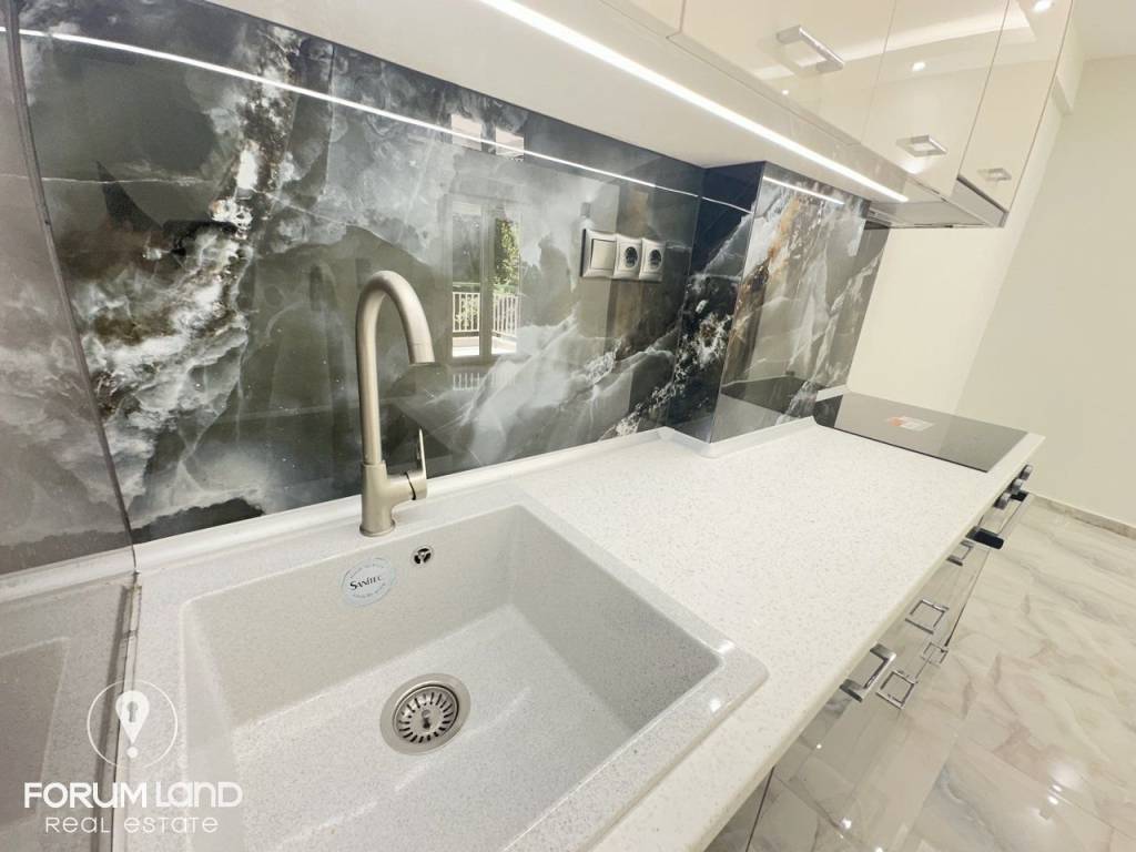 Forumland Real Estate, Σαλοκουζίνα