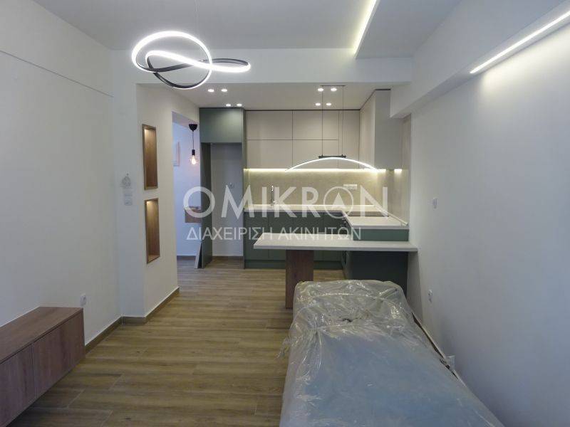 Σαλοκουζίνα