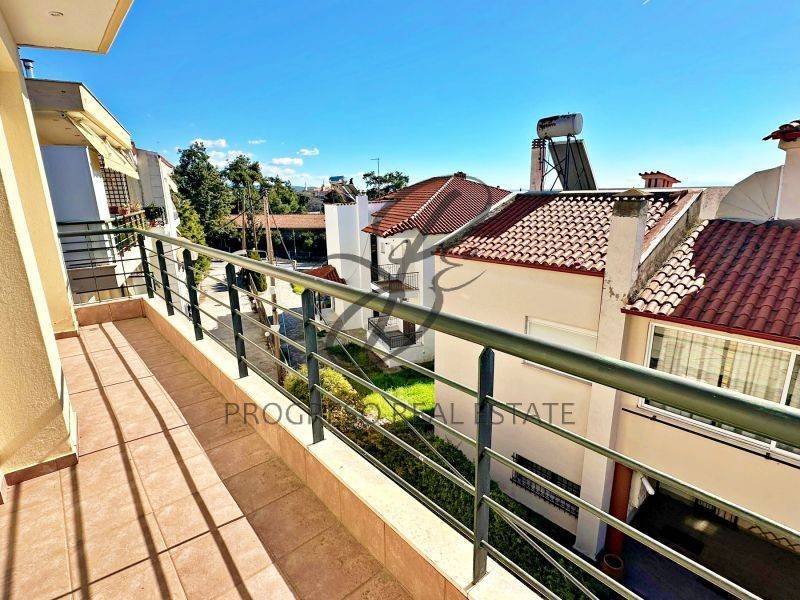 Θέα από μπαλκόνι