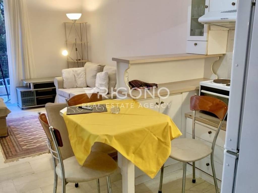 Σαλοκουζίνα