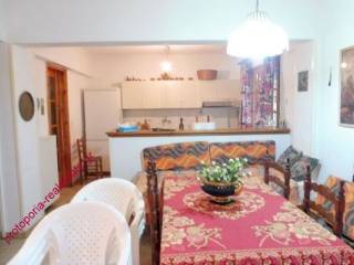 ΚΟΥΖΙΝΑ-ΤΡΑΠΕΖΑΡΙΑ