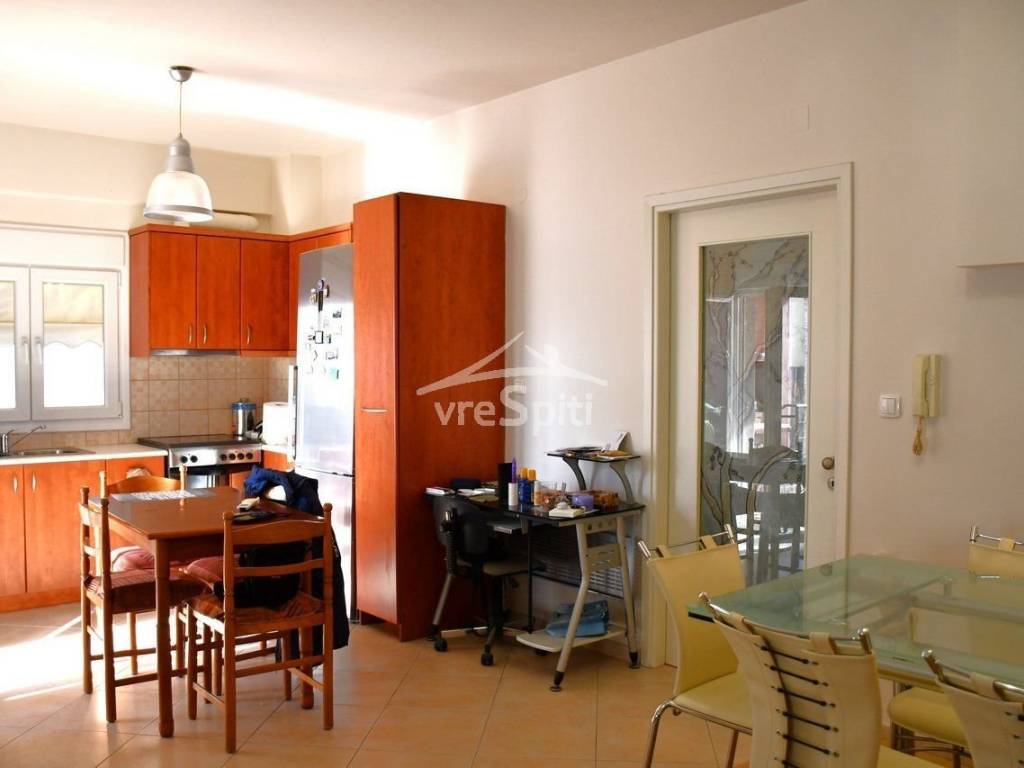 ΤΡΑΠΕΖΑΡΙΑ - ΚΟΥΖΙΝΑ