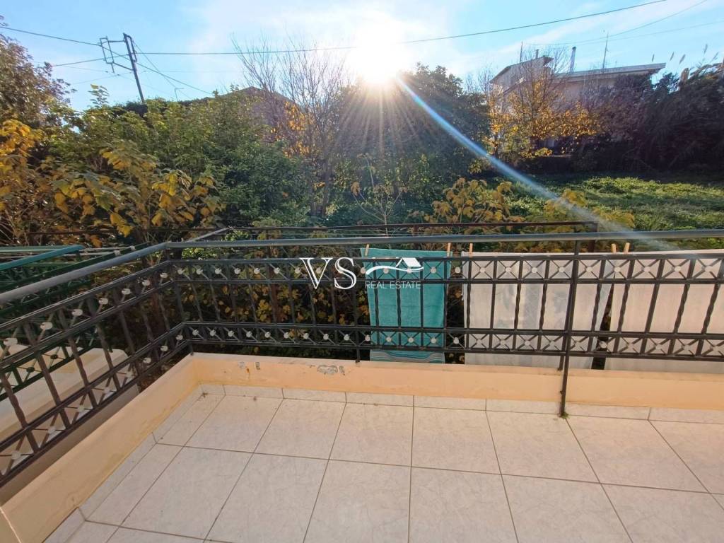 Θέα απο μπαλκόνι