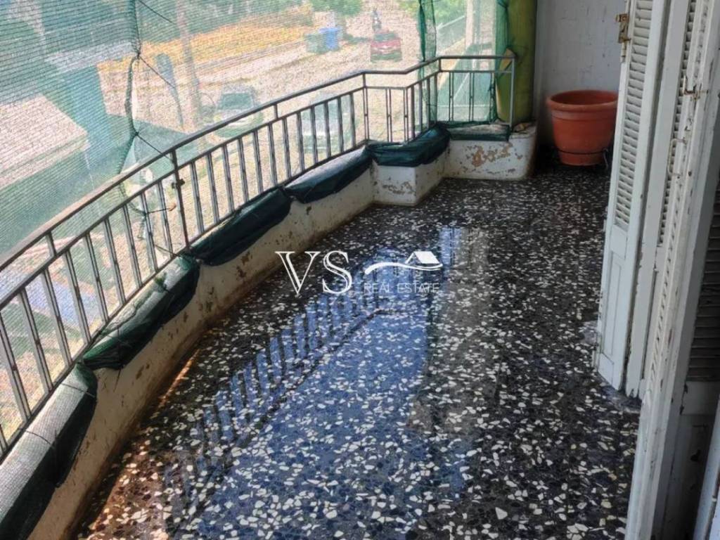 Θέα απο μπαλκόνι