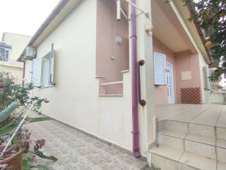 Sygchrona koyphomata aloyminioy