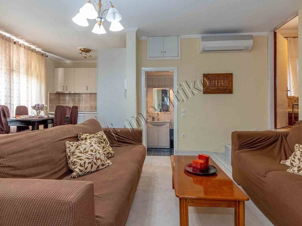 Σαλοκουζίνα