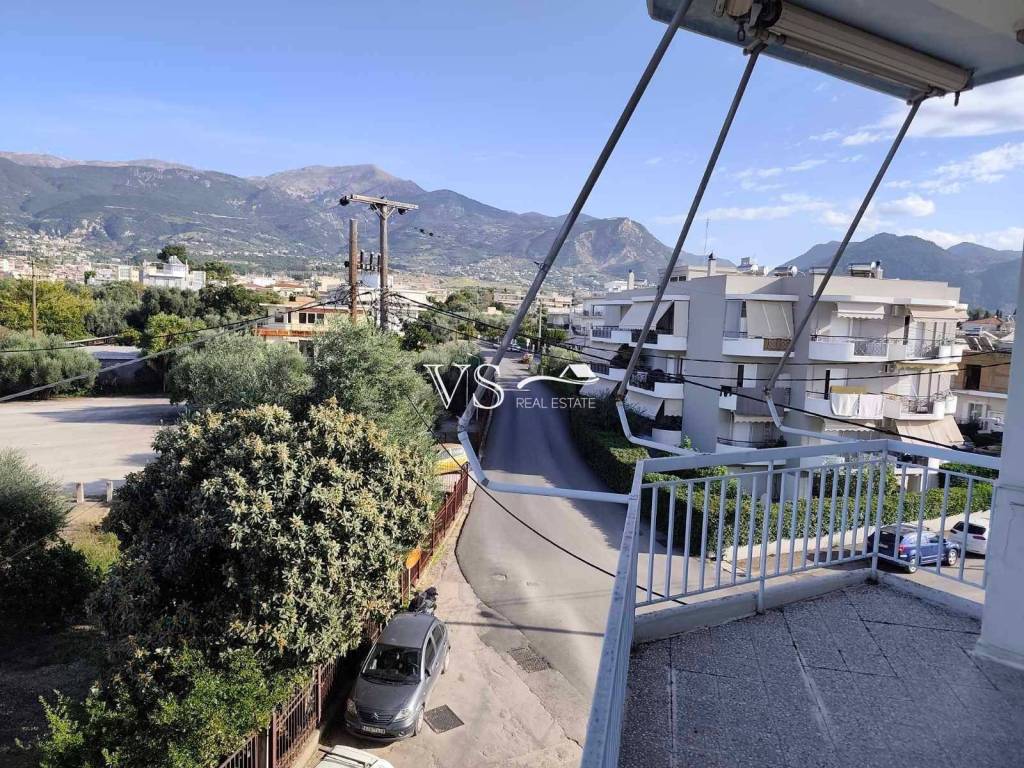 Θέα απο μπαλκόνι