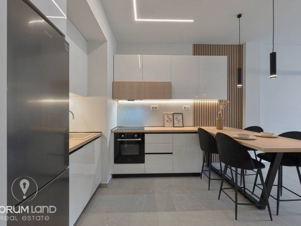 Forumland Real Estate, Σαλοκουζίνα