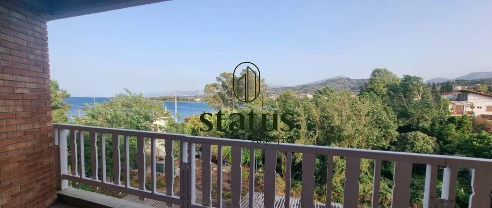 Θέα απο μπαλκόνι