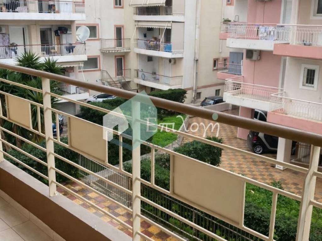 Θέα από μπαλκόνι