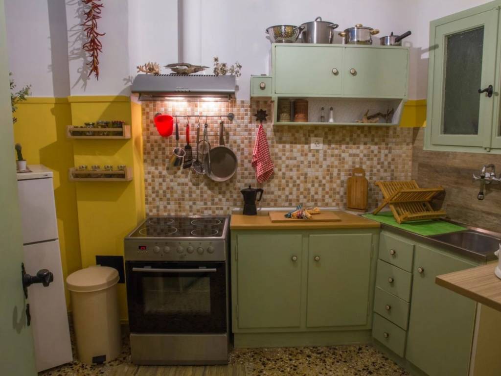 Πλήρως εξοπλισμένη κουζίνα