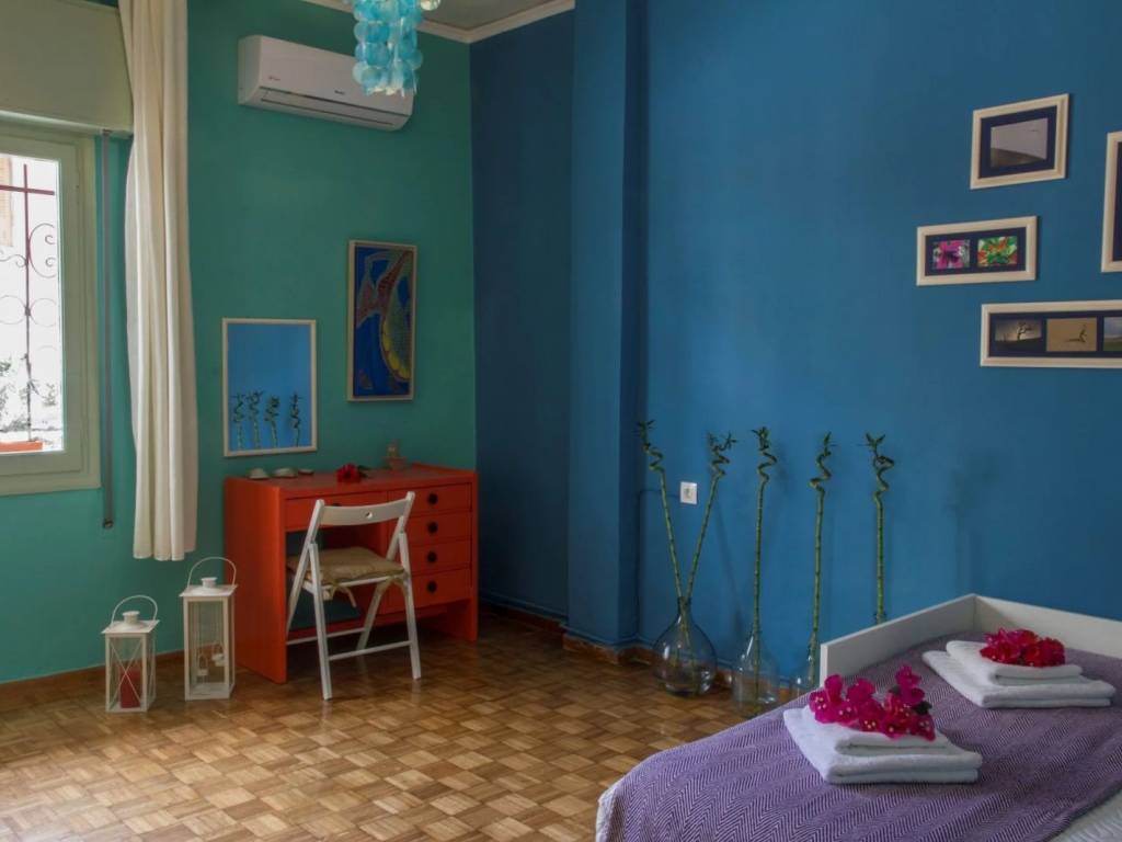 Ποιοτικό ξύλινο πάτωμα στο υπνοδωμάτιο