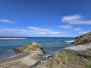 επενδυτικό οικόπεδο δίπλα στην θάλασσα