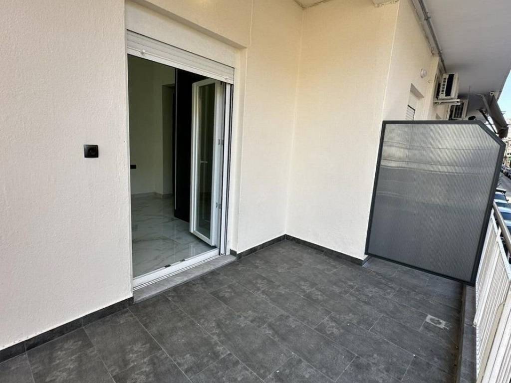 Forumland Real Estate, Βεράντες