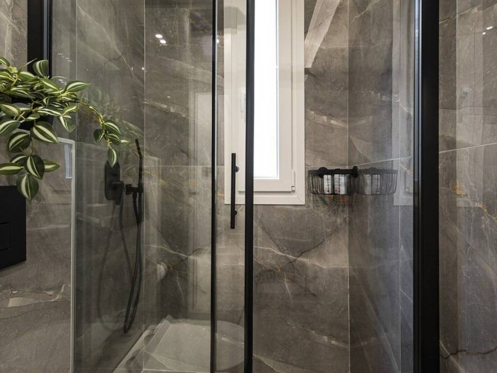 Forumland Real Estate,μπάνιο